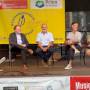 2025-07-06_pressebild_podiumsdiskussion_fahrradstrassen_c-markt_prien_a._chiemsee.jpg